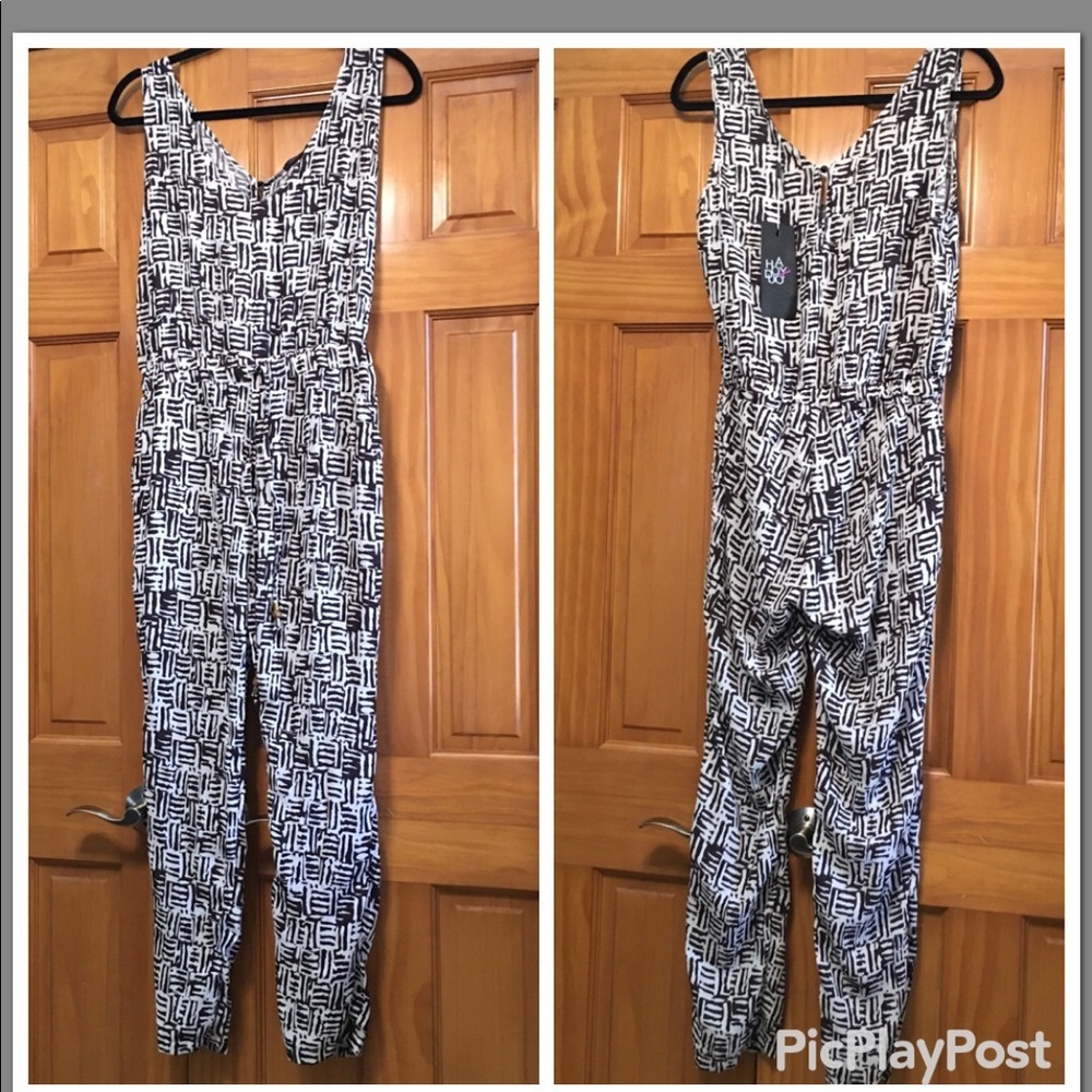 Haoduoyi NWT Jumpsuit Black/White XL